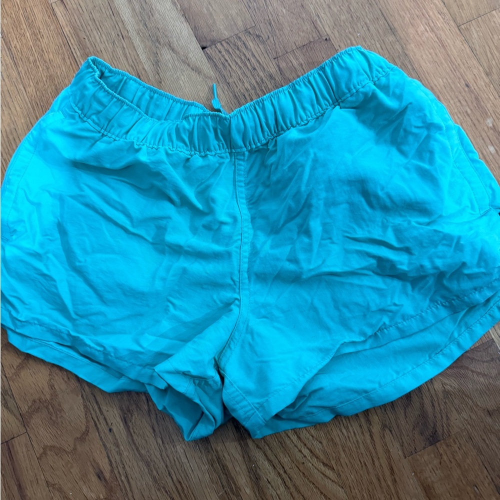 patagonia shorts !